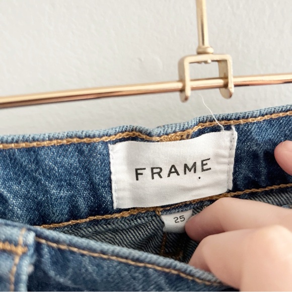 Frame Denim | Le Mec Straight Leg Jeans in Malibu Wash - Picture 6 of 8